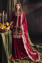 Load image into Gallery viewer, Buy QALAMKAR VELVET EDIT &#39;24  velvet Dress This winter wedding can be beautifully flaunted with our Qalamkar Collection. We have other Pakistani dress IN USA of Maria B Sana Safinaz PAKISTANI BRIDAL DRESS We can deliver unstitched/customized dresses like PAKISTANI BOUTIQUE DRESSES in UK USA from Lebaasonline