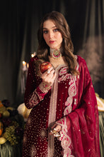 Load image into Gallery viewer, Buy QALAMKAR VELVET EDIT &#39;24  velvet Dress This winter wedding can be beautifully flaunted with our Qalamkar Collection. We have other Pakistani dress IN USA of Maria B Sana Safinaz PAKISTANI BRIDAL DRESS We can deliver unstitched/customized dresses like PAKISTANI BOUTIQUE DRESSES in UK USA from Lebaasonline