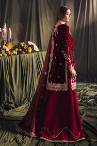 Buy QALAMKAR VELVET EDIT '24  velvet Dress This winter wedding can be beautifully flaunted with our Qalamkar Collection. We have other Pakistani dress IN USA of Maria B Sana Safinaz PAKISTANI BRIDAL DRESS We can deliver unstitched/customized dresses like PAKISTANI BOUTIQUE DRESSES in UK USA from Lebaasonline