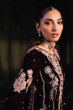 Load image into Gallery viewer, Buy QALAMKAR VELVET EDIT &#39;24  velvet Dress This winter wedding can be beautifully flaunted with our Qalamkar Collection. We have other Pakistani dress IN USA of Maria B Sana Safinaz PAKISTANI BRIDAL DRESS We can deliver unstitched/customized dresses like PAKISTANI BOUTIQUE DRESSES in UK USA from Lebaasonline