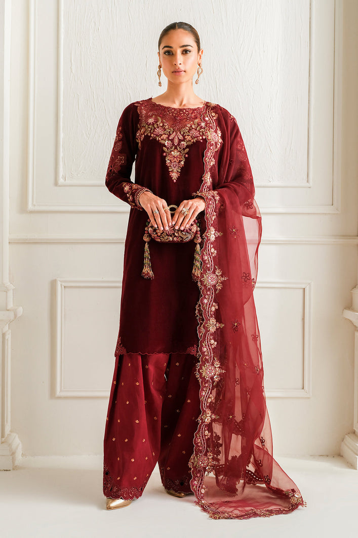 Buy Baroque Embroidered Velvet Collection Slik from Lebaasonline Pakistani Clothes Stockist in UK @ best price- SALE ! Shop Baroque Chantelle ‘24, Baroque PK Summer Suits, Pakistani Clothes Online UK for Wedding, Party & Bridal Wear. Indian & Pakistani Summer Dresses by BAROQUE in the UK & USA at LebaasOnline.