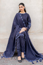 Load image into Gallery viewer, Buy Baroque Exclusive winter 2024 Slik from Lebaasonline Pakistani Clothes Stockist in UK @ best price- SALE ! Shop Baroque Chantelle ‘24, Baroque PK Summer Suits, Pakistani Clothes Online UK for Wedding, Party &amp; Bridal Wear. Indian &amp; Pakistani Summer Dresses by BAROQUE in the UK &amp; USA at LebaasOnline.