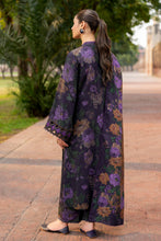 Load image into Gallery viewer, Buy Baroque Exclusive winter 2024 Slik from Lebaasonline Pakistani Clothes Stockist in UK @ best price- SALE ! Shop Baroque Chantelle ‘24, Baroque PK Summer Suits, Pakistani Clothes Online UK for Wedding, Party &amp; Bridal Wear. Indian &amp; Pakistani Summer Dresses by BAROQUE in the UK &amp; USA at LebaasOnline.