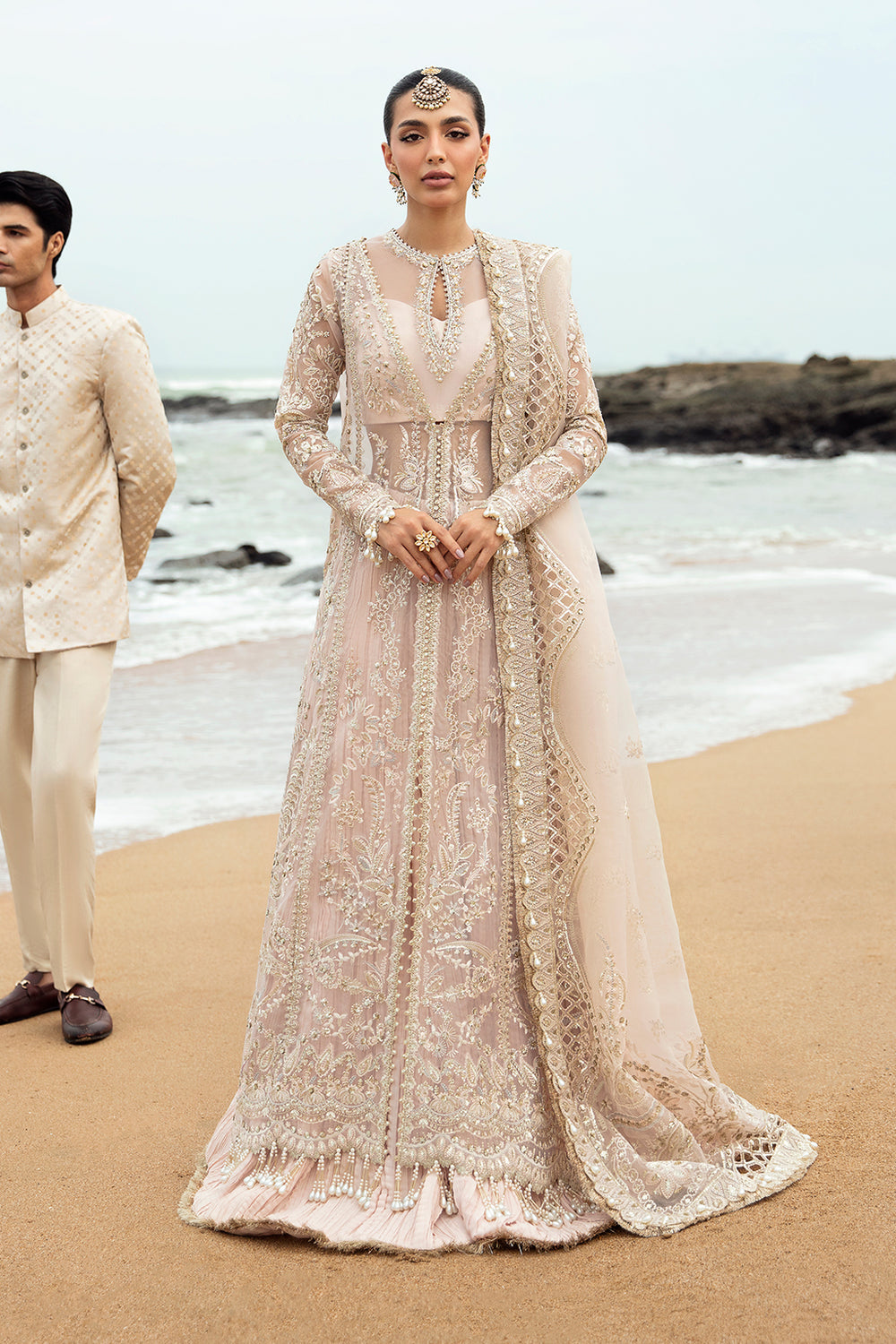 Buy AFROZEH |  Dastangoi '24 exclusive collection of Afrozeh | Festive WEDDING COLLECTION 2024 from our website. We have various PAKISTANI DRESSES ONLINE IN UK,Afrozeh . Get your unstitched or customized PAKISATNI BOUTIQUE IN UK, USA, FRACE , QATAR, DUBAI from Lebaasonline @ SALE