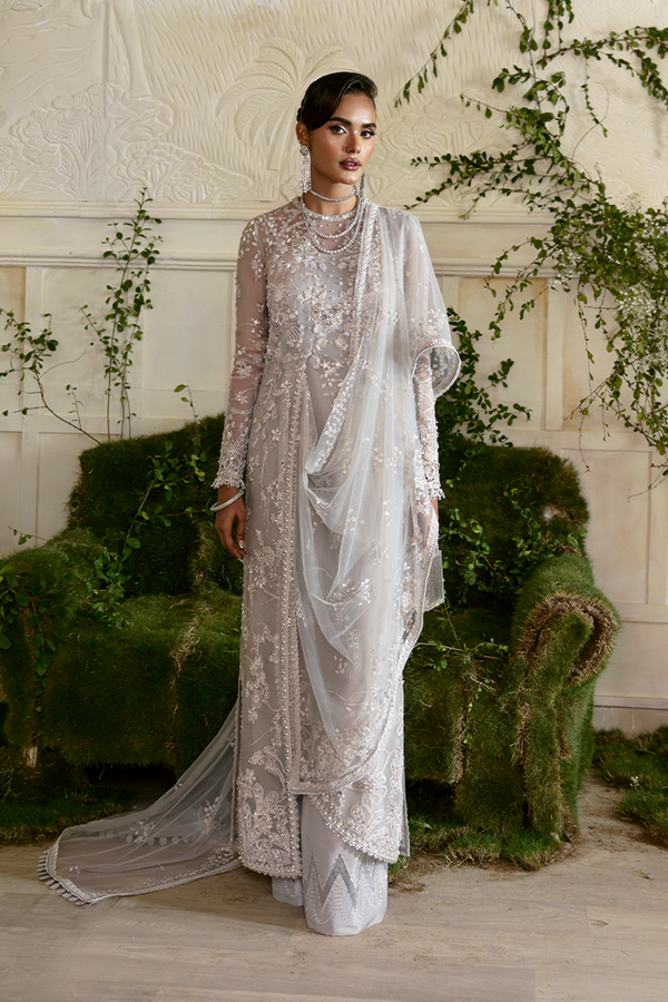 SUFFUSE | FREESHIA RTW '23 Suffuse by Sana Yasir Luxury Wedding Pakistani fashion brand with signature floral patterns, intricate aesthetics and glittering embellishments. Shop Now Suffuse Casual Pret, Suffuse Luxury Collection & Bridal Dresses 23 from www.lebaasonline.co.uk on discount price-SALE!