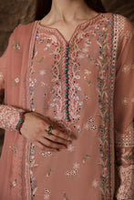 Load image into Gallery viewer, Buy QALAMKAR Q-LINEKARI &#39;24  linen Dress This winter wedding can be beautifully flaunted with our Qalamkar Collection. We have other Pakistani dress IN USA of Maria B Sana Safinaz PAKISTANI BRIDAL DRESS We can deliver unstitched/customized dresses like PAKISTANI BOUTIQUE DRESSES in UK USA from Lebaasonline