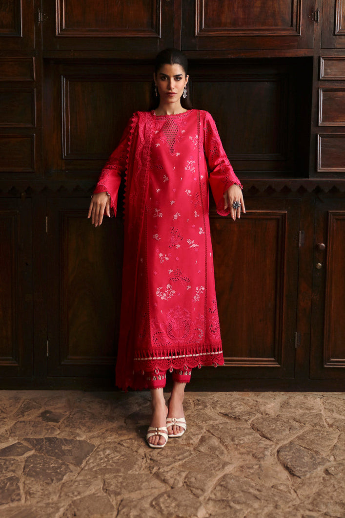 Buy QALAMKAR Q-LINEKARI '24  linen Dress This winter wedding can be beautifully flaunted with our Qalamkar Collection. We have other Pakistani dress IN USA of Maria B Sana Safinaz PAKISTANI BRIDAL DRESS We can deliver unstitched/customized dresses like PAKISTANI BOUTIQUE DRESSES in UK USA from Lebaasonline