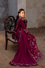 Load image into Gallery viewer, SUFFUSE | SILK PRET Fall &#39;24 Pakistani designer suits is available @lebasonline. We have various Pakistani Bridal dresses online available in brands such as Mari B, Imrozia, Suffuse pret 2024 is best for evening/party wear. Get express shipping in UK, USA, France, Belgium from Lebaasonline in Pakistani SALE