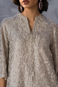 SUFFUSE | SILK PRET Fall '24 Pakistani designer suits is available @lebasonline. We have various Pakistani Bridal dresses online available in brands such as Mari B, Imrozia, Suffuse pret 2024 is best for evening/party wear. Get express shipping in UK, USA, France, Belgium from Lebaasonline in Pakistani SALE