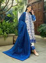 Load image into Gallery viewer, Zainab Chottani Winter Shawl &#39;24 Velvet salwar kameez UK, Embroidered Collection at our Pakistani Designer Dresses Online Boutique. Pakistani Clothes Online UK- SALE, Zainab Chottani Wedding Suits, Luxury Lawn &amp; Bridal Wear &amp; Ready Made Suits for Pakistani Party Wear UK on Discount Price