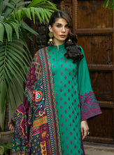 Load image into Gallery viewer, Zainab Chottani Winter Shawl &#39;25 | D8