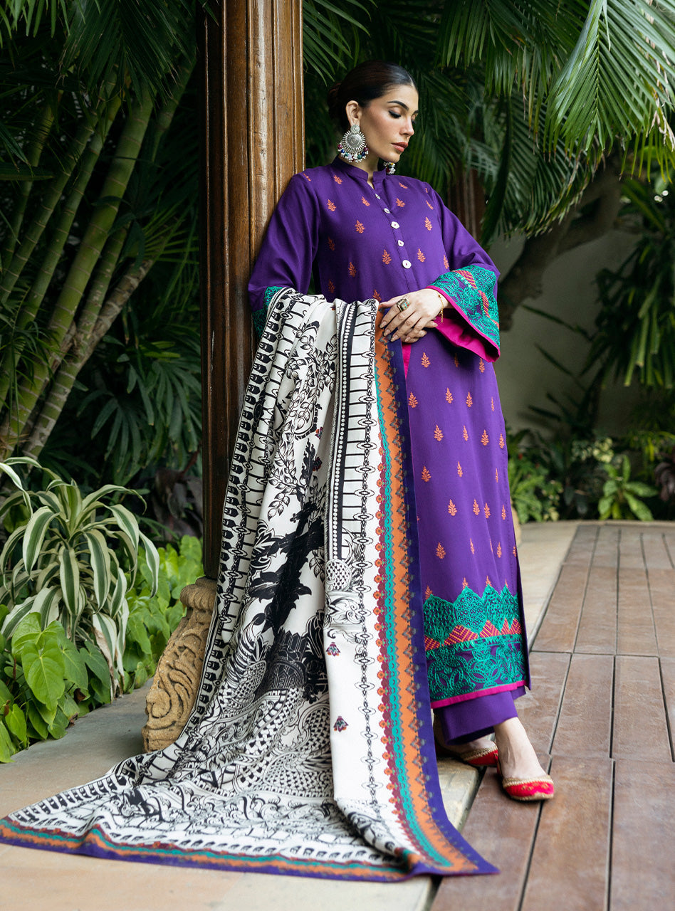 Zainab Chottani Winter Shawl '24 Velvet salwar kameez UK, Embroidered Collection at our Pakistani Designer Dresses Online Boutique. Pakistani Clothes Online UK- SALE, Zainab Chottani Wedding Suits, Luxury Lawn & Bridal Wear & Ready Made Suits for Pakistani Party Wear UK on Discount Price