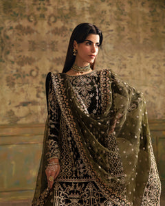 Faiza Saqlain | Manaar - Velvet Collection '23 available at Lebaasonline. The largest stockiest of Dresses in the UK. Shop Maria B Clothes Pakistani wedding. Afrozeh wedding, Faiza Saqlain, Qalamkar Embroidered on discounted price in UK USA Manchester London Australia Belgium UAE France Germany Birmingham on Sale.