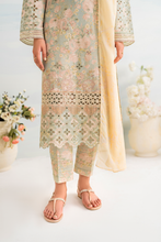 Load image into Gallery viewer, IZNIK | GUZEL LAWN &#39;24 | IGL-06 EMBROIDERED LAWN