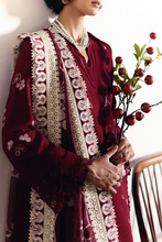 Load image into Gallery viewer, SUFFUSE | CASUAL PRET Fall &#39;24 Pakistani designer suits is available @lebasonline. We have various Pakistani Bridal dresses online available in brands such as Mari B, Imrozia, Suffuse pret 2024 is best for evening/party wear. Get express shipping in UK, USA, France, Belgium from Lebaasonline in Pakistani SALE