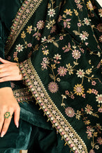 Load image into Gallery viewer, Buy Baroque Pakistani Designer Embroidered Velvet Shawl with discount code and sale price. Shop Pakistani Clothes Online UK- BAROQUE Chiffon for Wedding, Luxury Lawn 2024 Embroidered Chiffon, Velvet Suits, Winter dresses &amp; Bridal Wear &amp; Ready Made Suits for Pakistani Party Wear UK and USA at LebaasOnline.