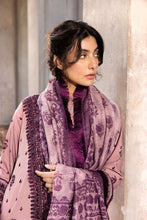 Load image into Gallery viewer, SOBIA NAZIR | FALL EDIT &#39;24 Pakistani Dresses now available @lebaasonline. We have Sobia Nazir Luxury Lawn suits online at best prices . Sobia Nazir dresses can be customized at Lebaasonline Pakistani designer boutique online UK, USA, France, Belgium Manchester, London and Birmingham on discount Sale Prices!