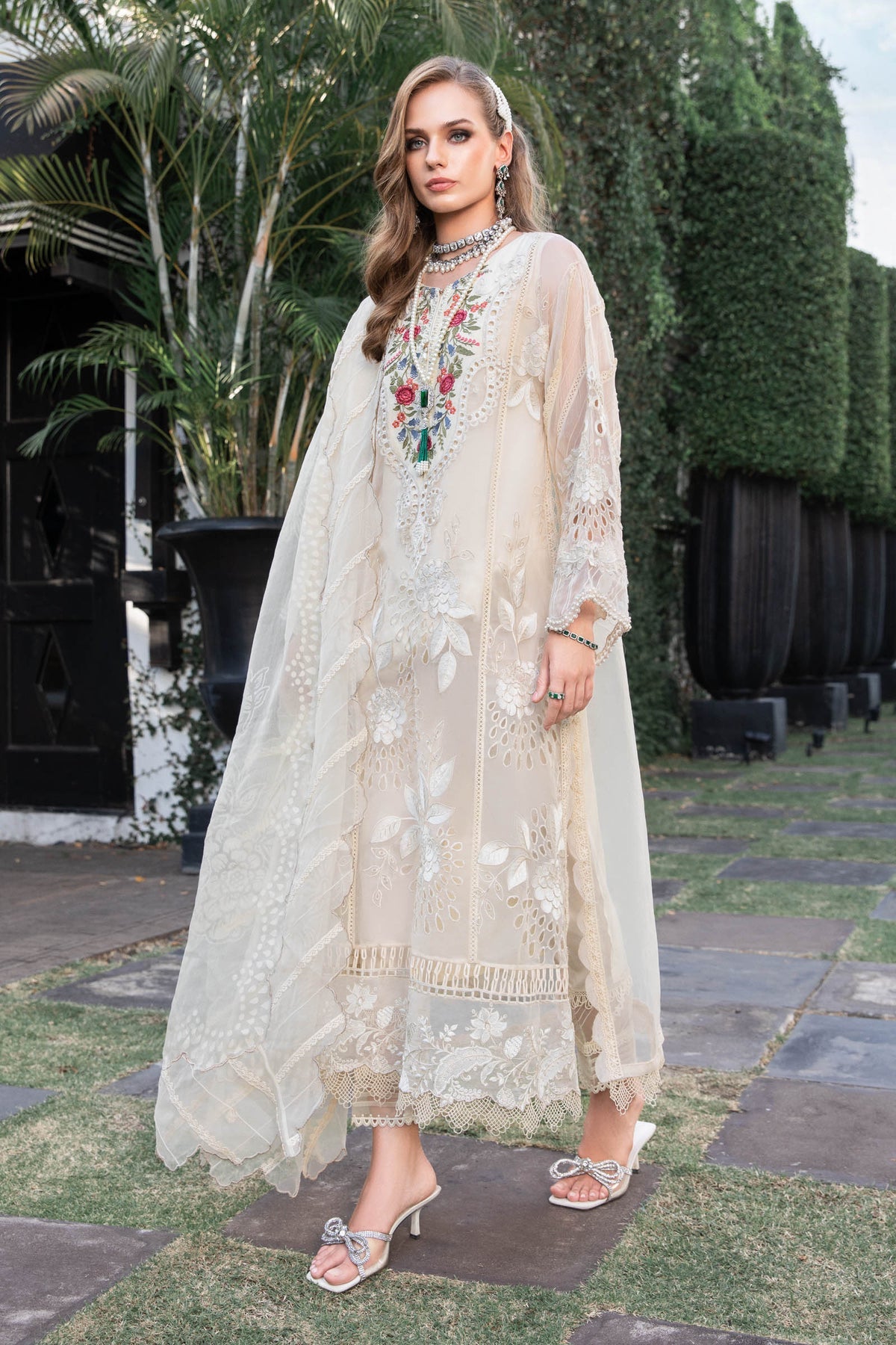 Dress new 3 piece Laxauary hot Lawn Salwarkameez women maria bxl