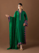 Load image into Gallery viewer, ZAINAB CHOTTANI | AURA LUXE PRET &#39;24 salwar kameez UK, Embroidered Collection at our Pakistani Designer Dresses Online Boutique. Pakistani Clothes Online UK- SALE, Zainab Chottani Wedding Suits, Luxury Lawn &amp; Bridal Wear &amp; Ready Made Suits for Pakistani Party Wear UK on Discount Price