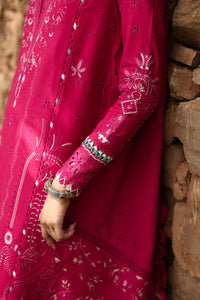 Buy QALAMKAR Q-LINEKARI '24  linen Dress This winter wedding can be beautifully flaunted with our Qalamkar Collection. We have other Pakistani dress IN USA of Maria B Sana Safinaz PAKISTANI BRIDAL DRESS We can deliver unstitched/customized dresses like PAKISTANI BOUTIQUE DRESSES in UK USA from Lebaasonline