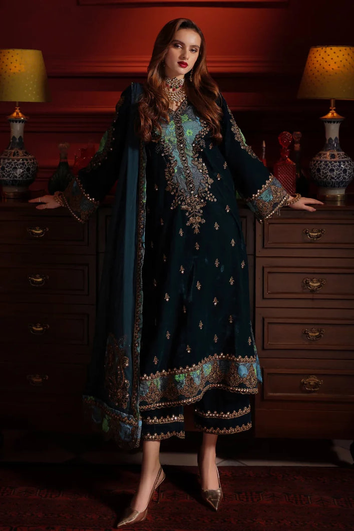 Charizma Clothes are Heavenly Comfort with a stunning look! Buy Luxury Winter Lawn Suits by CHARIZMA | Signora Velvet Vol 1 2024 on SALE Price at LEBAASONLINE- The largest stockists of Best Pakistani Designer stitched Velvet Winter dresses such as Latest Fashion MARIA. B. & Charizma  Suits in the UK & USA