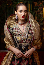 Load image into Gallery viewer, Buy Mushq VELVET EDIT Online Pakistani Stylish Dresses from Lebaasonline at best SALE price in UK USA &amp; New York. Explore the new collections of Pakistani Winter Dresses from Lebaas &amp; Immerse yourself in the rich culture and elegant styles with our extensive Pakistani Designer Outfit UK !