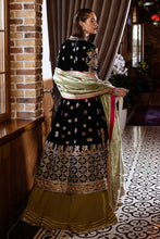 Load image into Gallery viewer, Buy Mushq VELVET EDIT Online Pakistani Stylish Dresses from Lebaasonline at best SALE price in UK USA &amp; New York. Explore the new collections of Pakistani Winter Dresses from Lebaas &amp; Immerse yourself in the rich culture and elegant styles with our extensive Pakistani Designer Outfit UK !