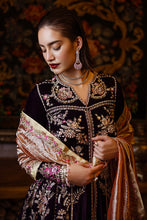 Load image into Gallery viewer, Buy Mushq VELVET EDIT Online Pakistani Stylish Dresses from Lebaasonline at best SALE price in UK USA &amp; New York. Explore the new collections of Pakistani Winter Dresses from Lebaas &amp; Immerse yourself in the rich culture and elegant styles with our extensive Pakistani Designer Outfit UK !