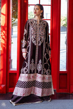 Load image into Gallery viewer, Buy Mushq VELVET EDIT Online Pakistani Stylish Dresses from Lebaasonline at best SALE price in UK USA &amp; New York. Explore the new collections of Pakistani Winter Dresses from Lebaas &amp; Immerse yourself in the rich culture and elegant styles with our extensive Pakistani Designer Outfit UK !