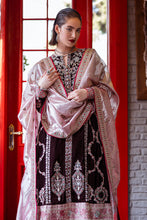 Load image into Gallery viewer, Buy Mushq VELVET EDIT Online Pakistani Stylish Dresses from Lebaasonline at best SALE price in UK USA &amp; New York. Explore the new collections of Pakistani Winter Dresses from Lebaas &amp; Immerse yourself in the rich culture and elegant styles with our extensive Pakistani Designer Outfit UK !