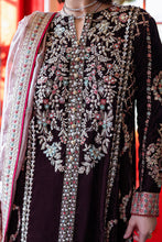 Load image into Gallery viewer, Buy Mushq VELVET EDIT Online Pakistani Stylish Dresses from Lebaasonline at best SALE price in UK USA &amp; New York. Explore the new collections of Pakistani Winter Dresses from Lebaas &amp; Immerse yourself in the rich culture and elegant styles with our extensive Pakistani Designer Outfit UK !