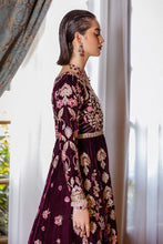 Load image into Gallery viewer, Buy Mushq VELVET EDIT Online Pakistani Stylish Dresses from Lebaasonline at best SALE price in UK USA &amp; New York. Explore the new collections of Pakistani Winter Dresses from Lebaas &amp; Immerse yourself in the rich culture and elegant styles with our extensive Pakistani Designer Outfit UK !