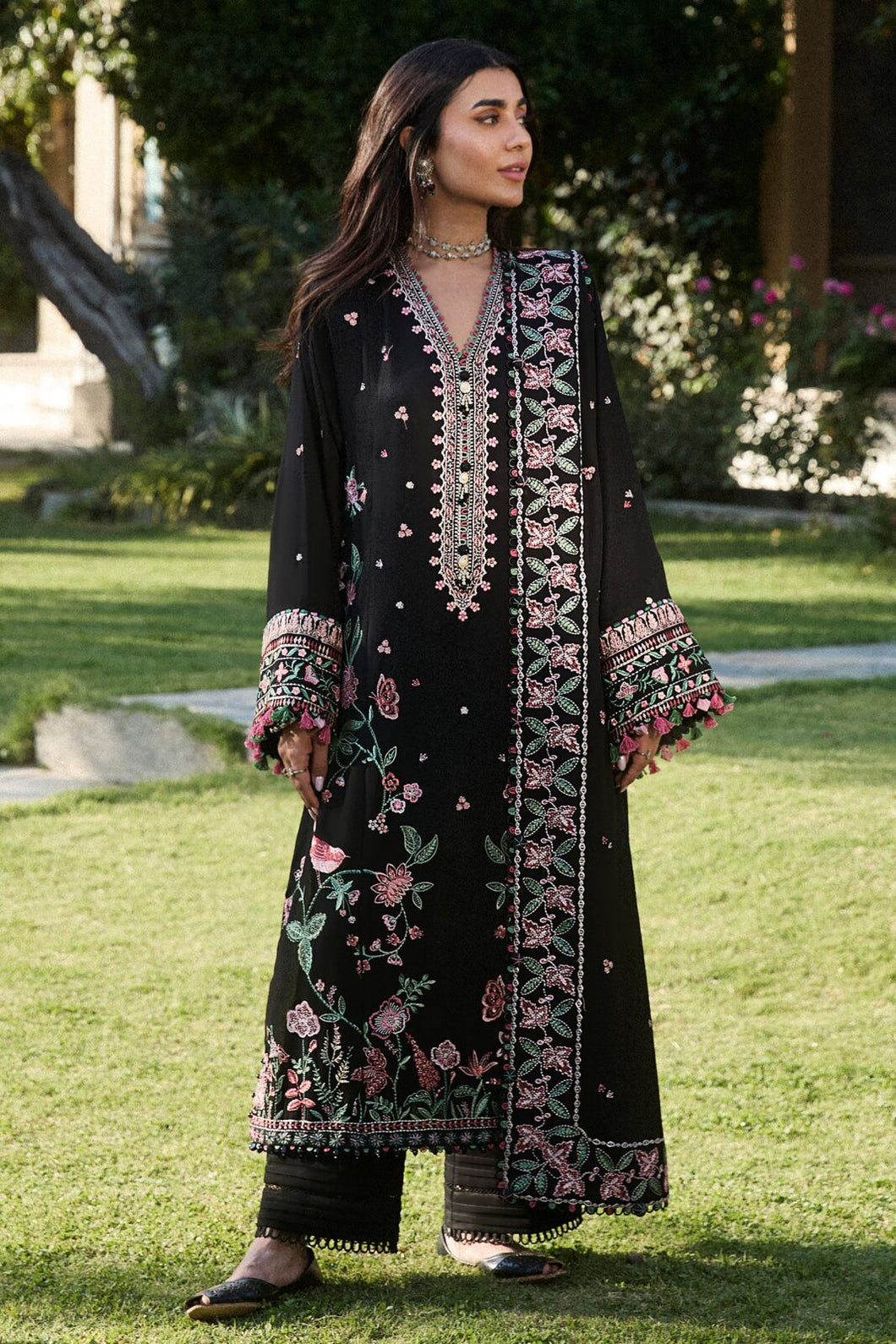 Buy Zaha Winter Collection '24 Online Pakistani designer dresses at Great Price! Available For Next Day Delivery in UK, France & Germany. Zaha dresses created by Khadija Shah from Pakistan & for SALE in the UK, USA, Manchester & London. Book now ready to wear & unstitched at Lebaasonline.