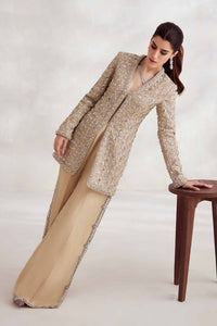 Buy ELAN | WEDDING FORMALS'24 EMBROIDERED COLLECTION PAKISTANI BRIDAL DRESSE & READY MADE PAKISTANI CLOTHES UK. Elan PK Designer Collection Original & Stitched. Buy READY MADE PAKISTANI CLOTHES, Pakistani BRIDAL DRESSES & PARTY WEAR OUTFITS @ LEBAASONLINE. Next Day Delivery in the UK, USA, France, Dubai, London