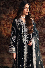 Load image into Gallery viewer, Buy QALAMKAR VELVET EDIT &#39;24  velvet Dress This winter wedding can be beautifully flaunted with our Qalamkar Collection. We have other Pakistani dress IN USA of Maria B Sana Safinaz PAKISTANI BRIDAL DRESS We can deliver unstitched/customized dresses like PAKISTANI BOUTIQUE DRESSES in UK USA from Lebaasonline