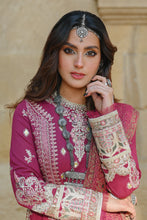 Load image into Gallery viewer, Buy QALAMKAR LUXURY SHAWL COLLECTION 2022 . This winter wedding can be beautifully flaunted with our Qalamkar Collection. We have other Pakistani dress IN USA of Maria B Sana Safinaz PAKISTANI BRIDAL DRESS We can deliver unstitched/customized dresses like PAKISTANI BOUTIQUE DRESSES in UK USA from Lebaasonline