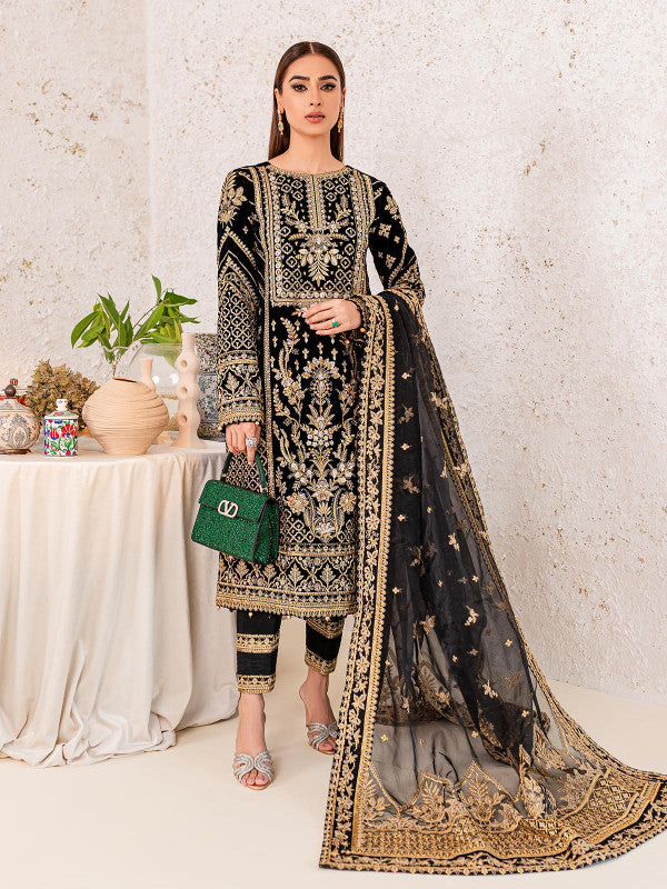 Gulaal Velvet Collection 2022  is exclusively available @lebasonline. We have express shipping of Pakistani Wedding dresses 2022 of Maria B Lawn 2022, Gulaal lawn 2022. The Pakistani Suits UK is available in customized at doorstep in UK, USA, Germany, France, Belgium from lebaasonline in SALE price!