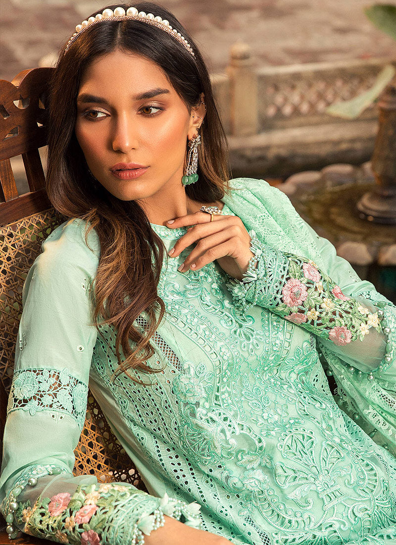 MARIA B LAWN 2022 | PAKISTANI DESIGNER SUIT ONLINE | LEBAASONLINE ...